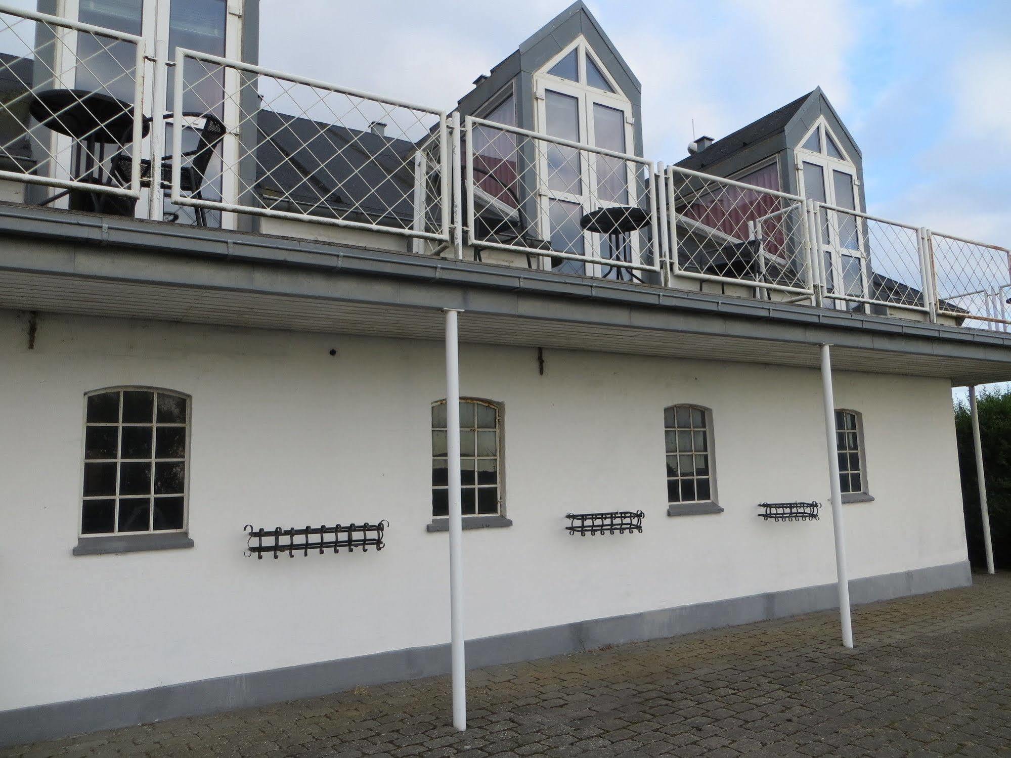 Hotel Bork Kro Hemmet ภายนอก รูปภาพ